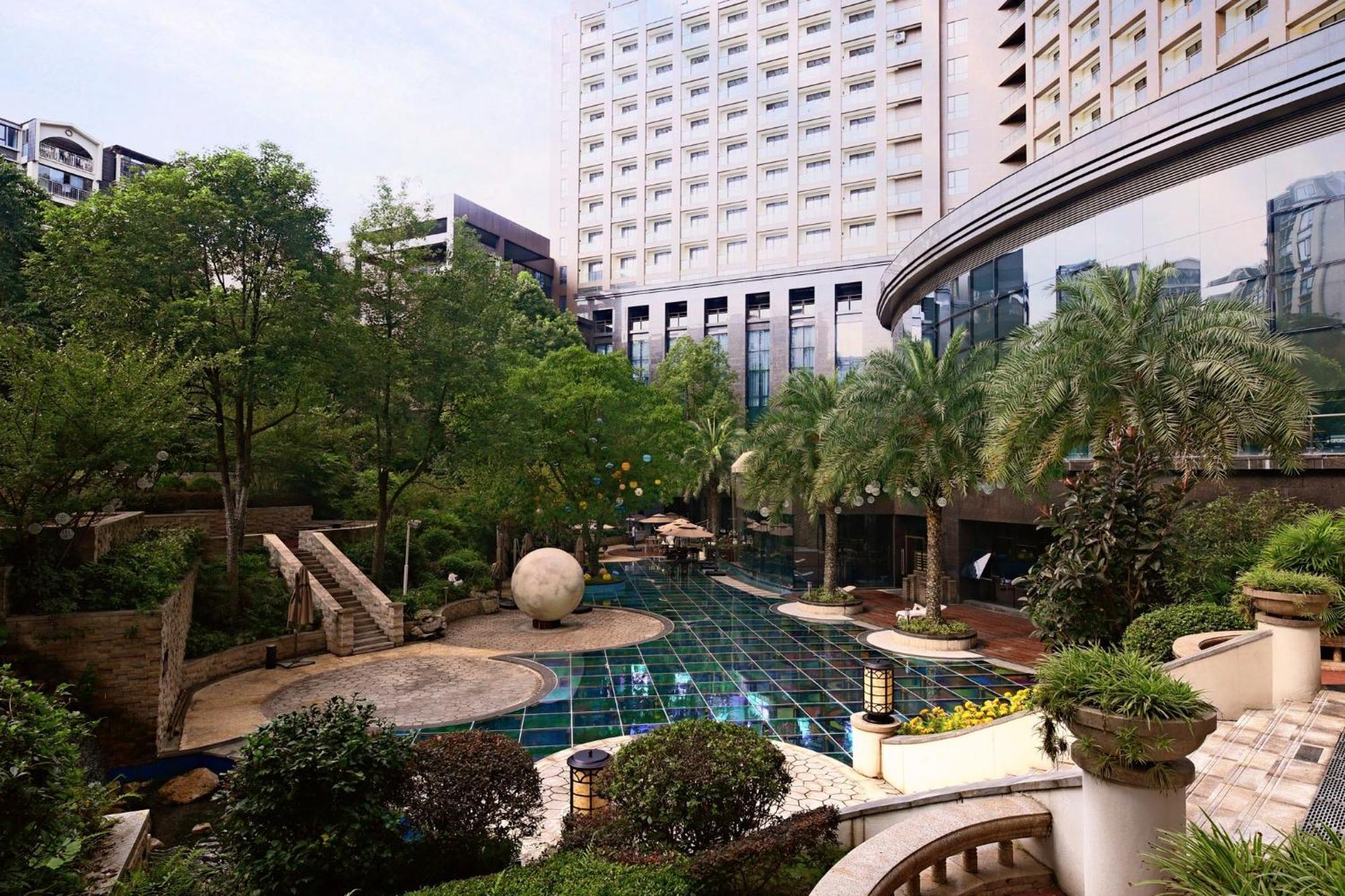 Crowne Plaza Chengdu West By Ihg Hotell Exteriör bild